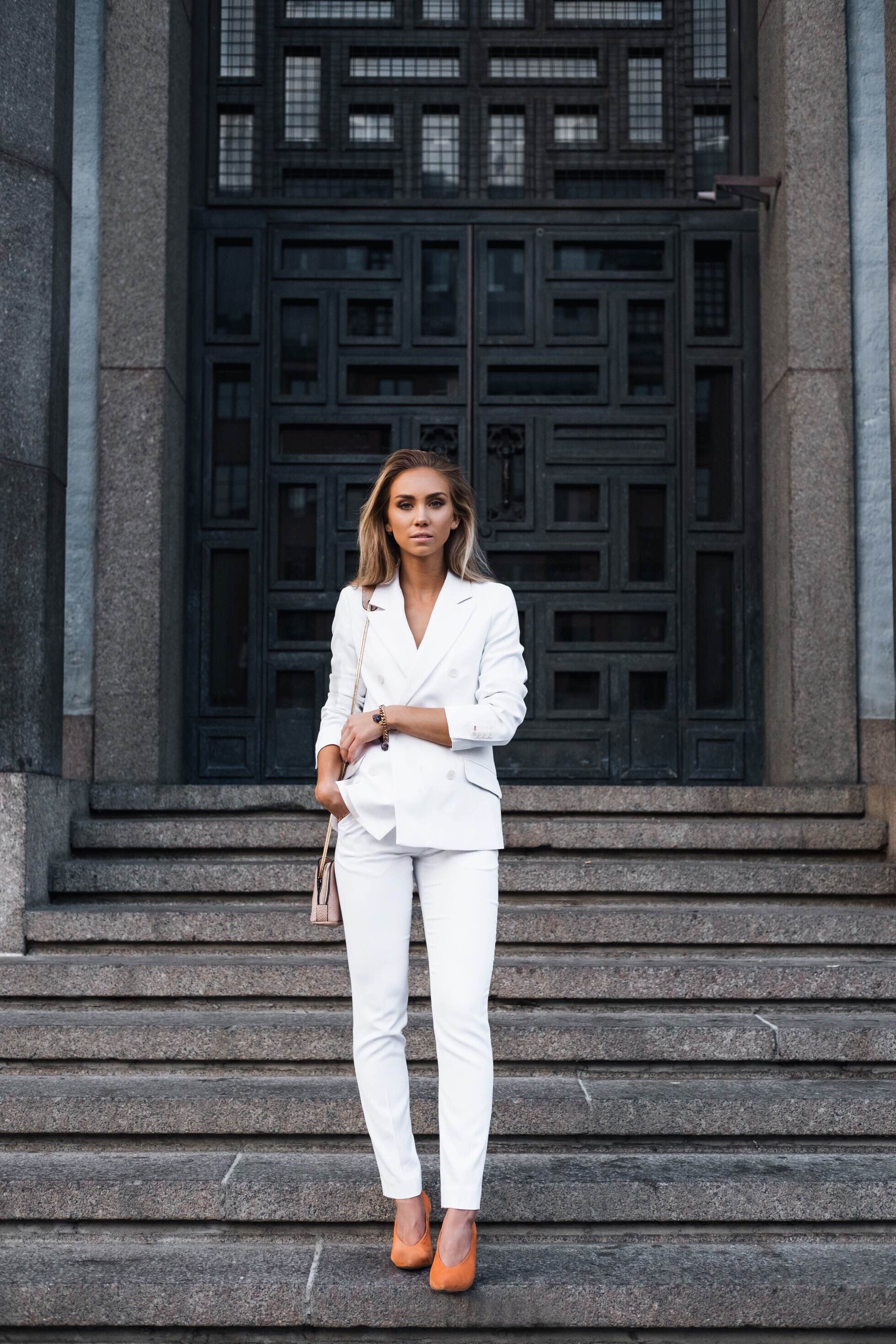 Élégance et sens du style belyj-pidzhak-zhenskij_ (33)