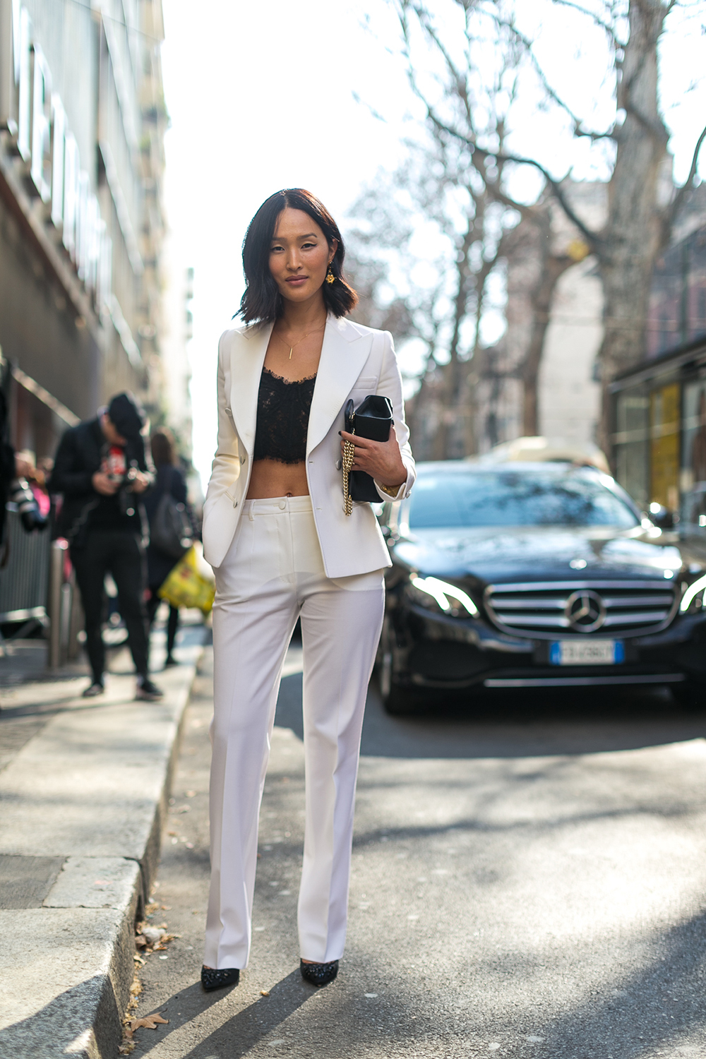 Superbe costume crop top belyj-pidzhak-zhenskij_ (47)