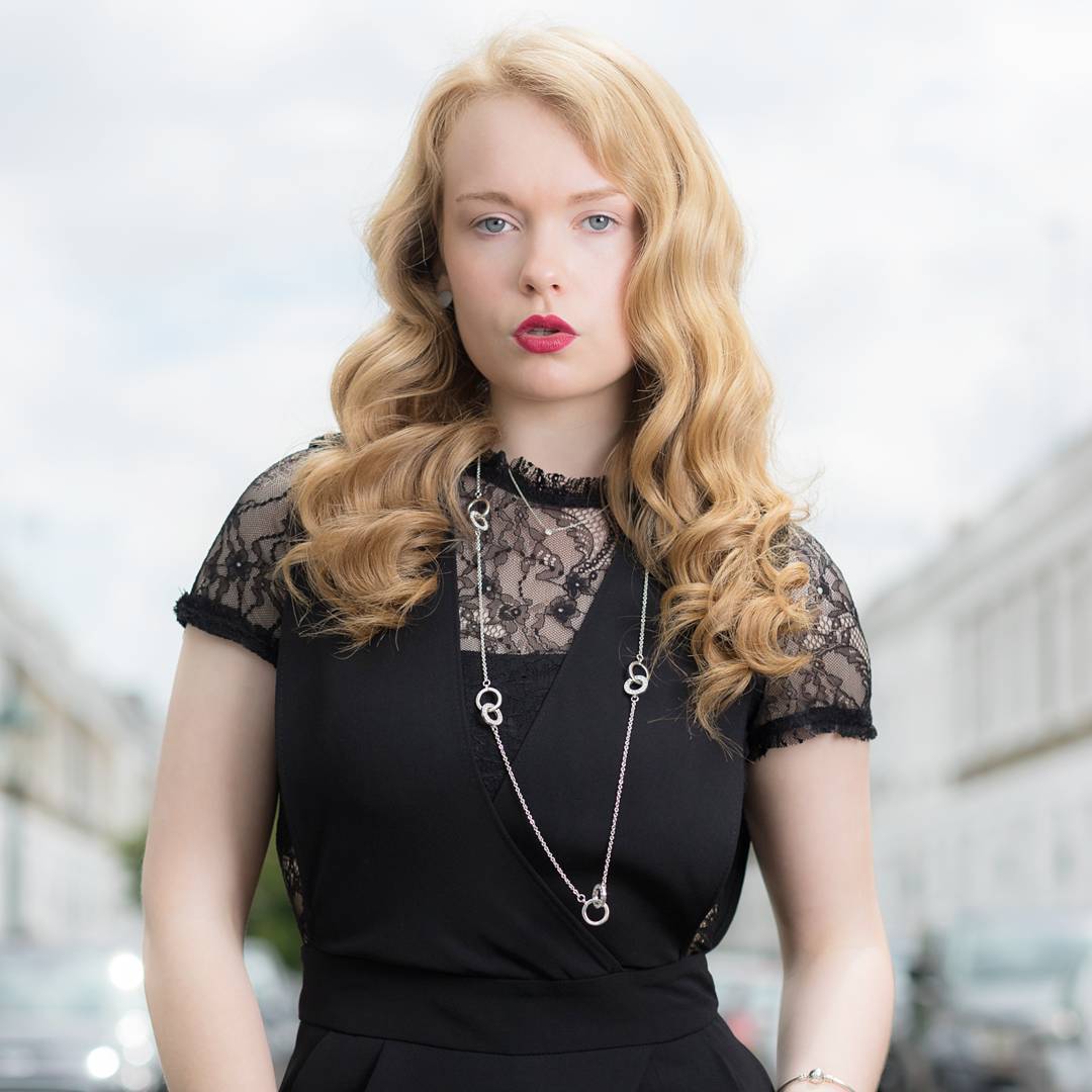 Upeat kauneuden kiharat klubnichnyj-blond_ (20)