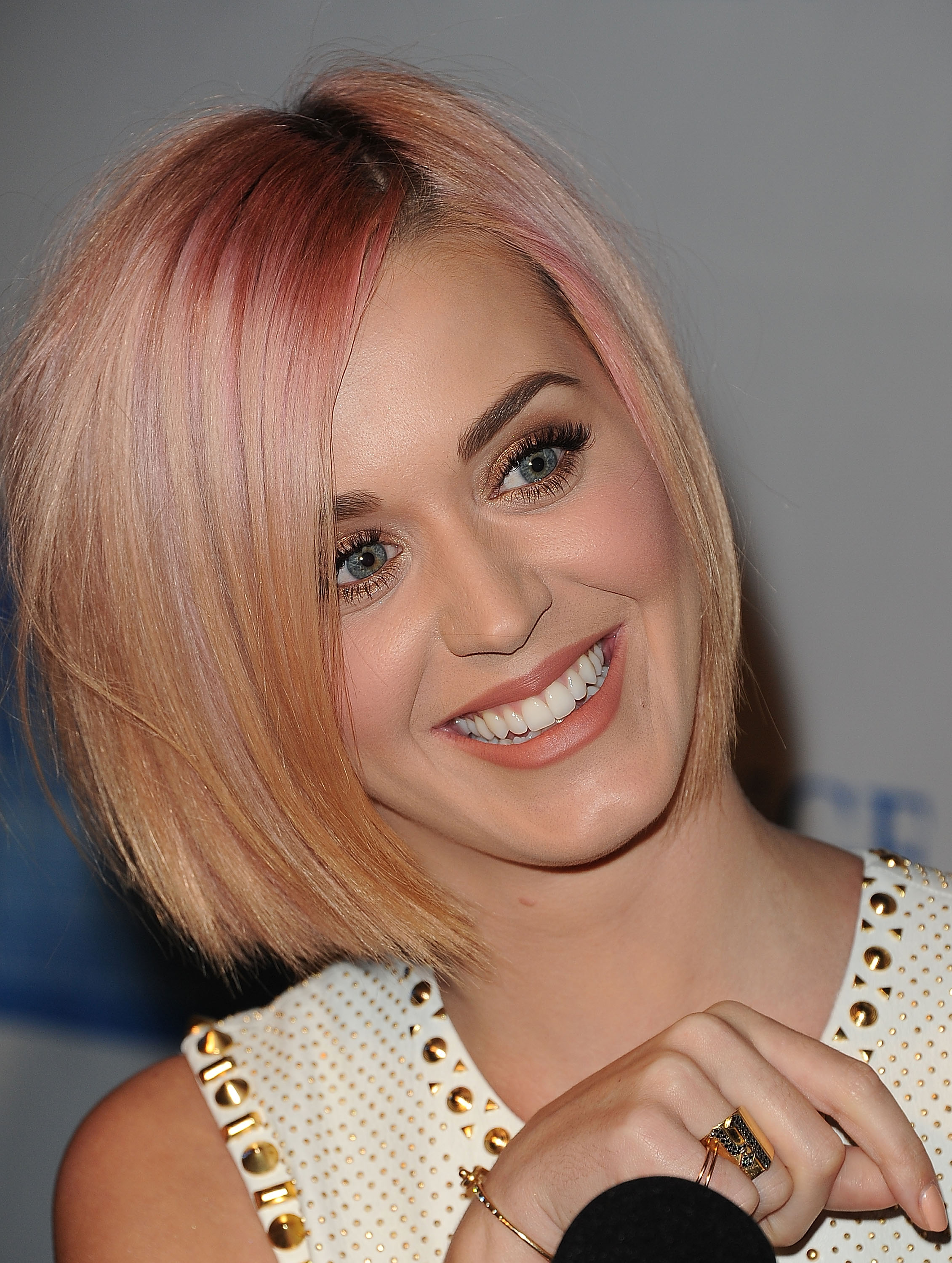 Katy Perry klubnichnyj-blond_-41