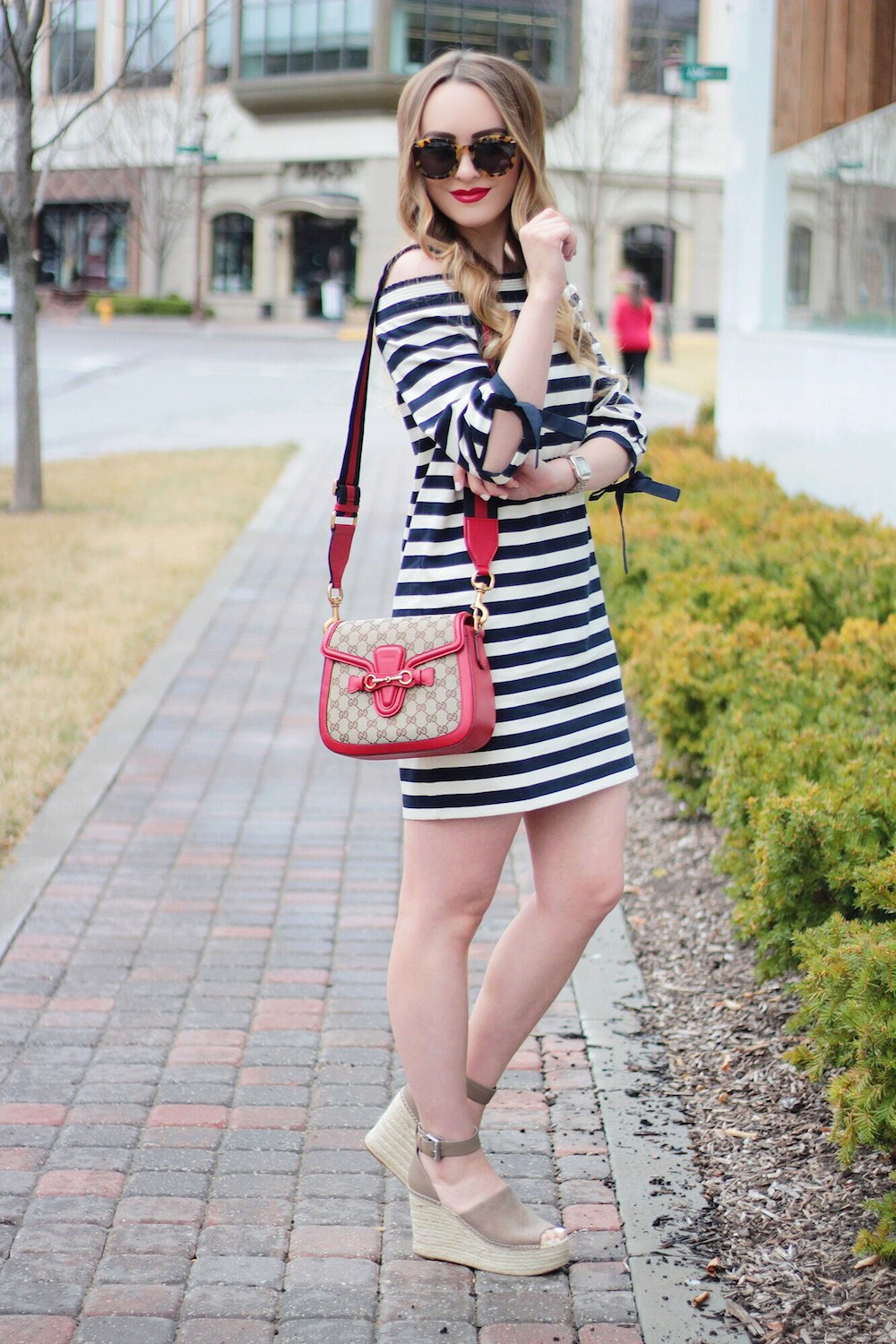 A l'air bien sur slim plaque-v-polosku-foto_ (47)