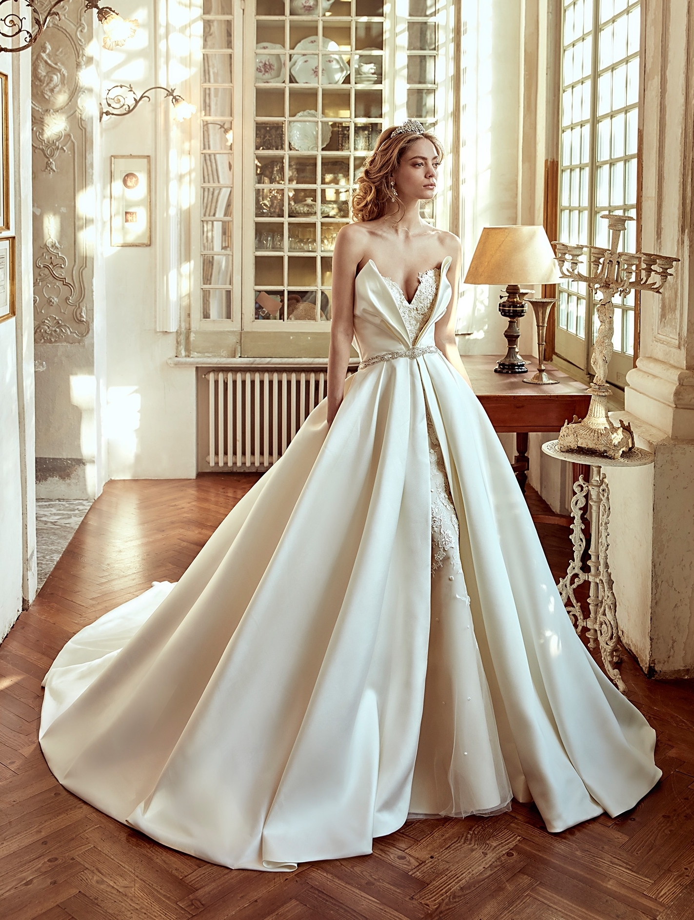 Comme une figurine en porcelaine svadebnye-platya-foto_ (38)