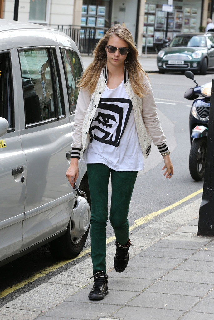 Style adolescent zhenskaya-kurtka-bombardier_ (43)