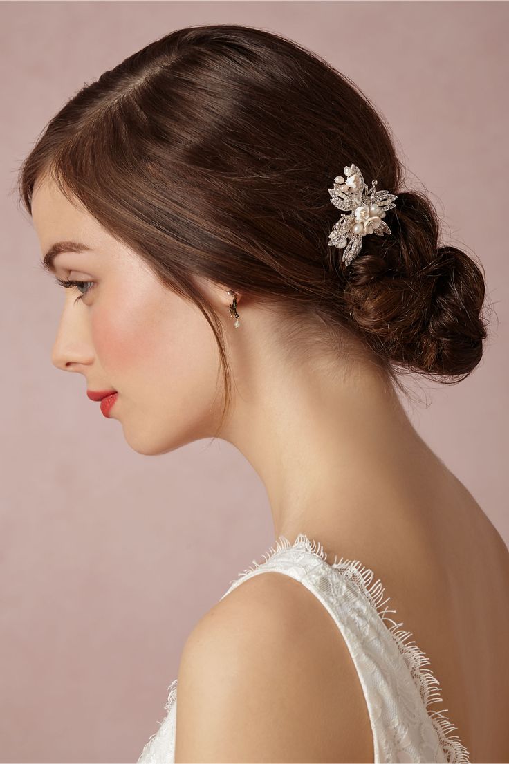 Ne nécessite pas beaucoup de temps et d'efforts grecheskaya-pricheska-foto_41