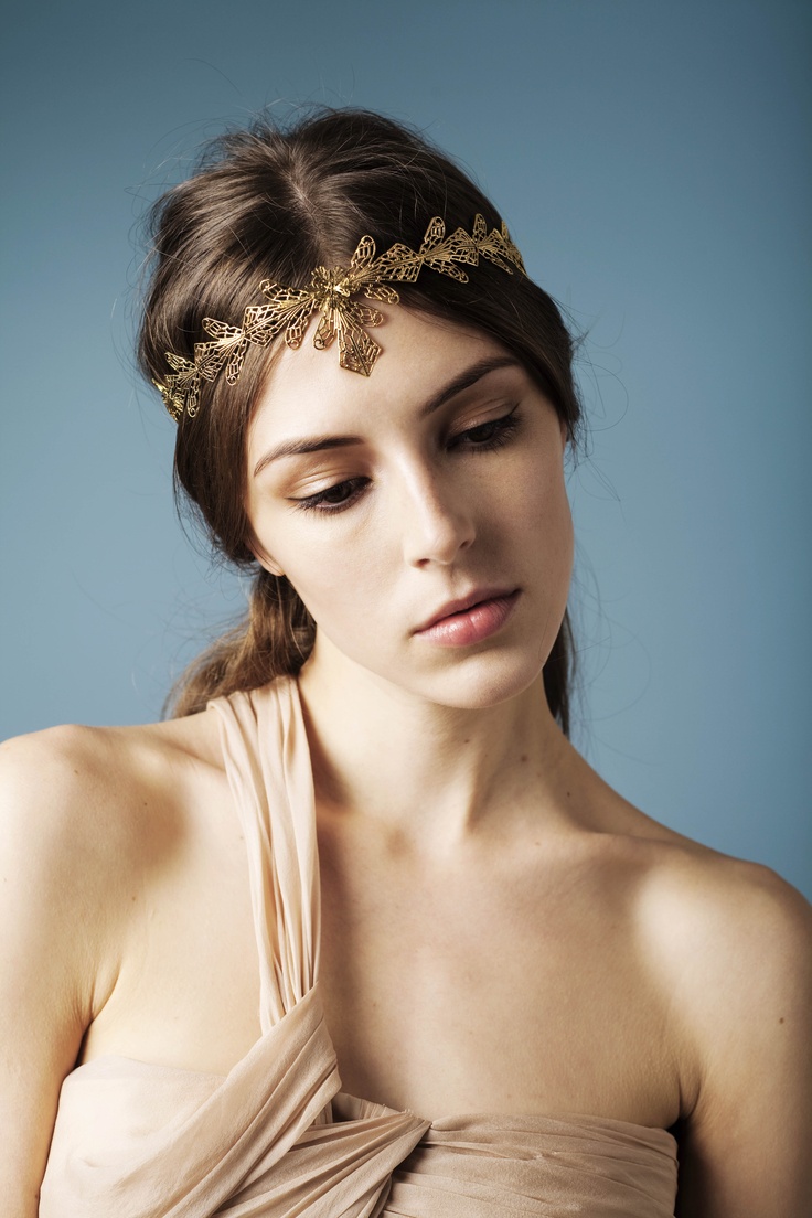 Mignon et tendre grecheskaya-pricheska-foto_51