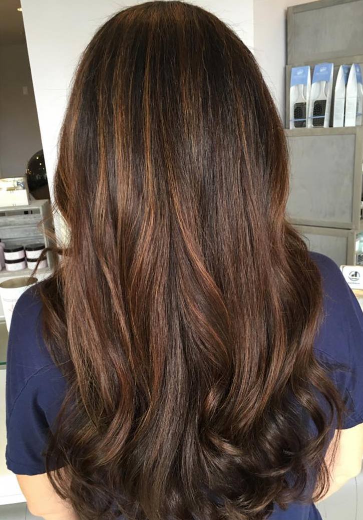 Mèches légèrement striées kashtanovyj-tsvet-volos-foto_ (6)