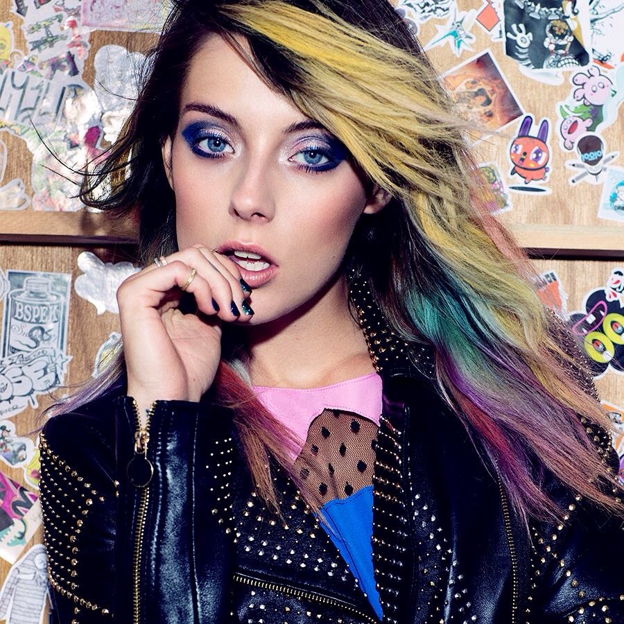 Lumineux et à la mode kolorirovanie-foto_14