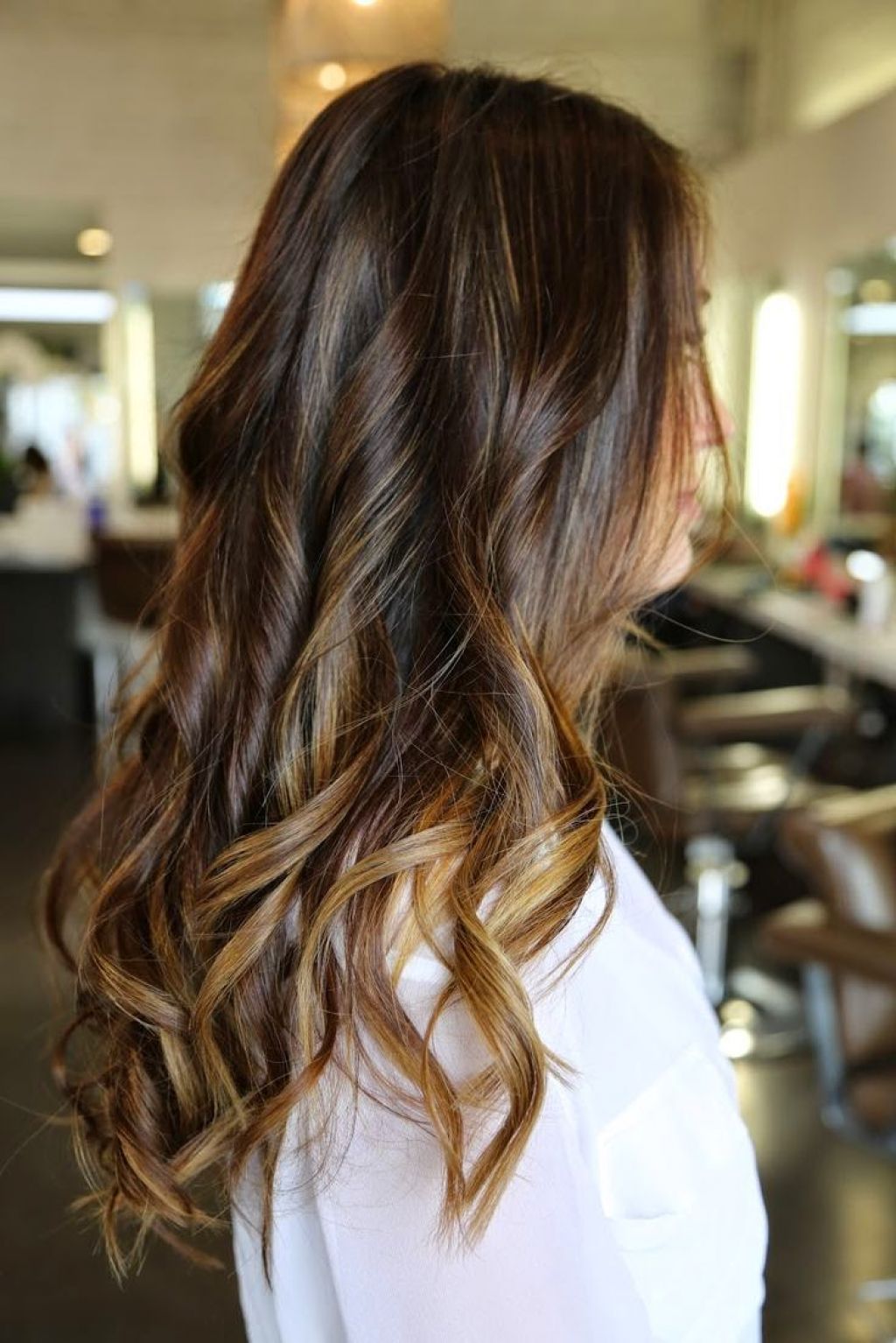 melirovanie-na-temnye-volosy-foto_12