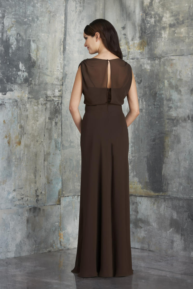 korichnevoe-plate-foto_37