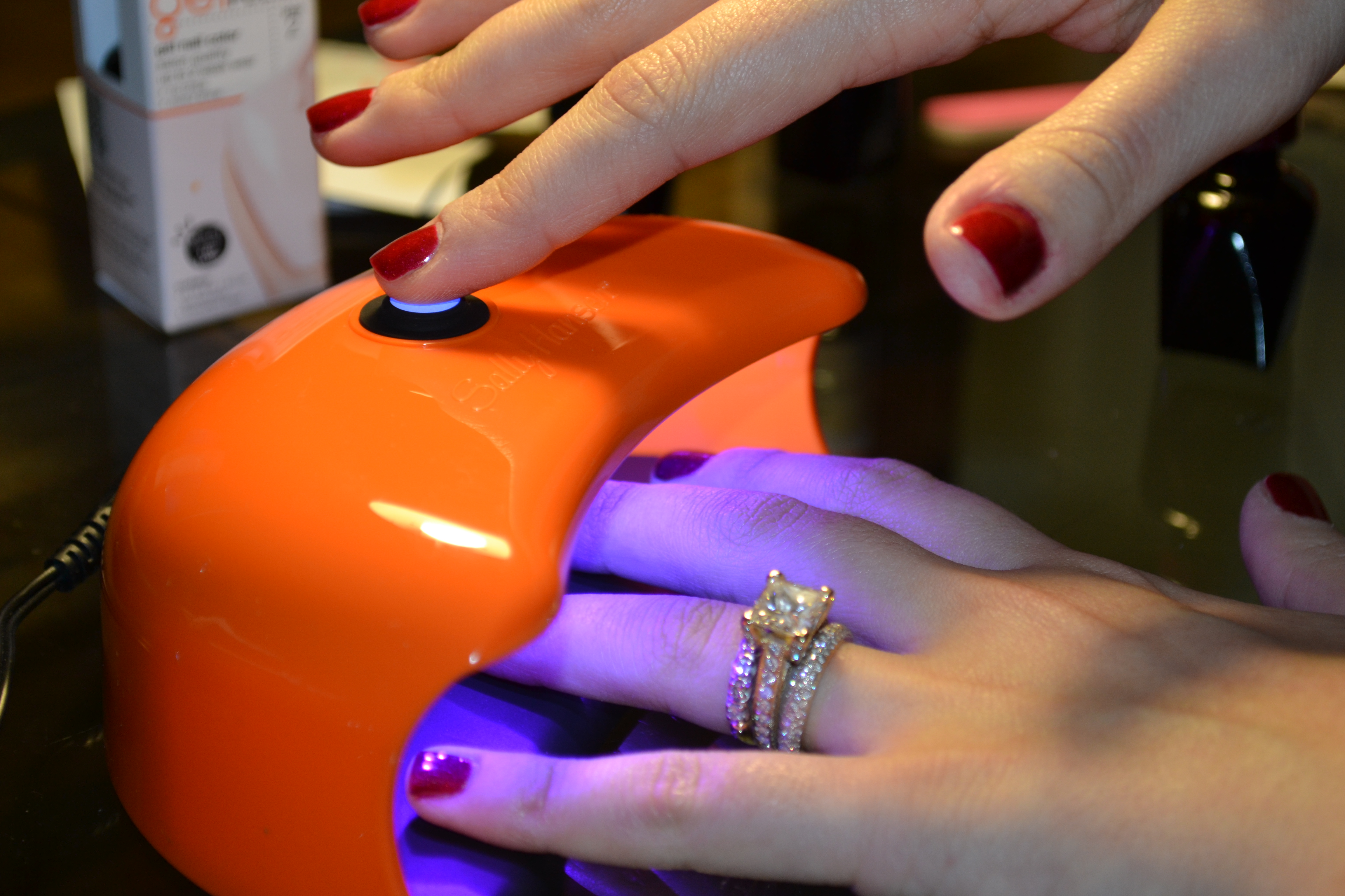 lampa-nastolnaya-dlya-manikyura_14