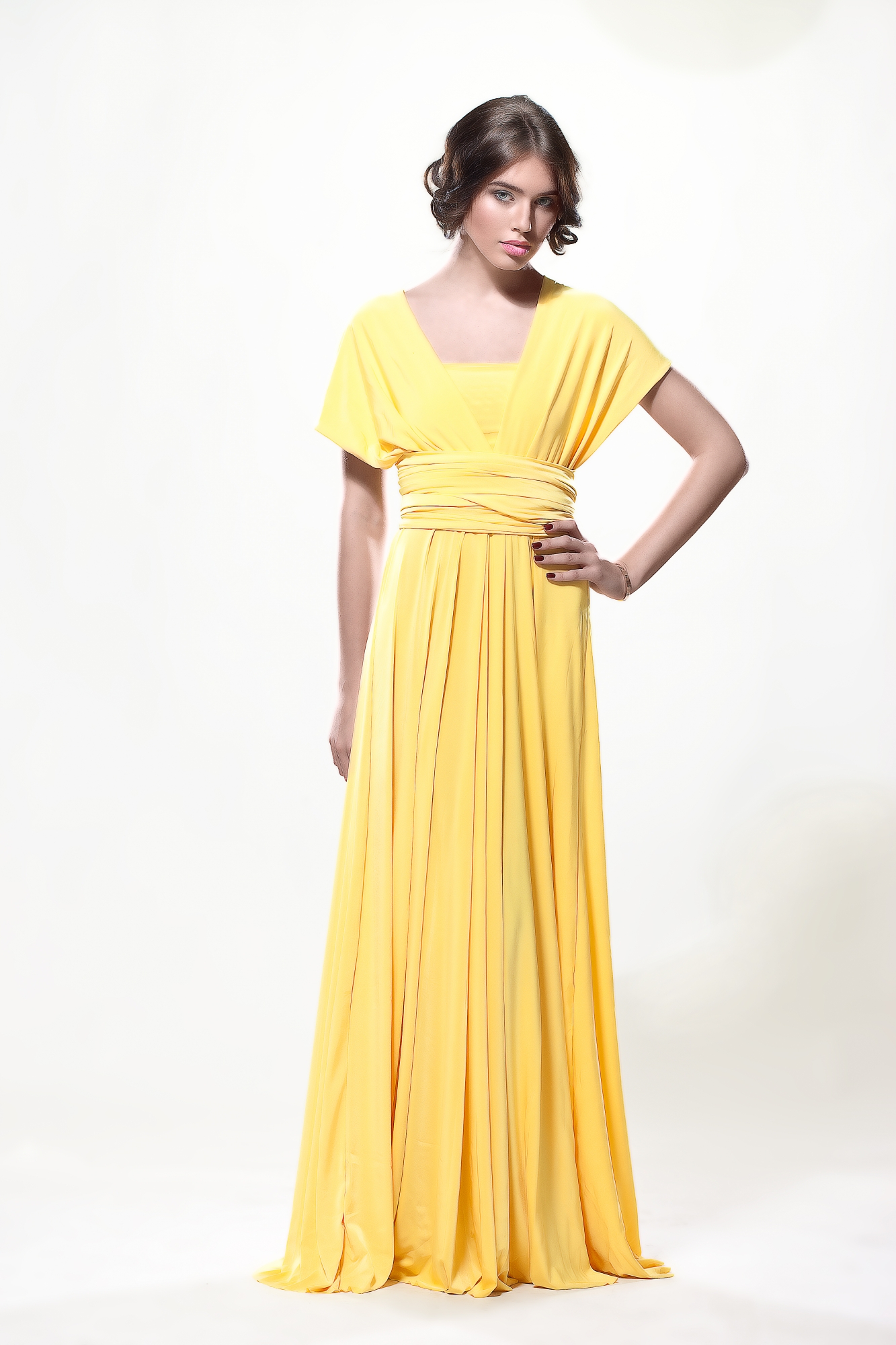 Cette tenue est polyvalente et pratique. plaque-transformateur-foto_19