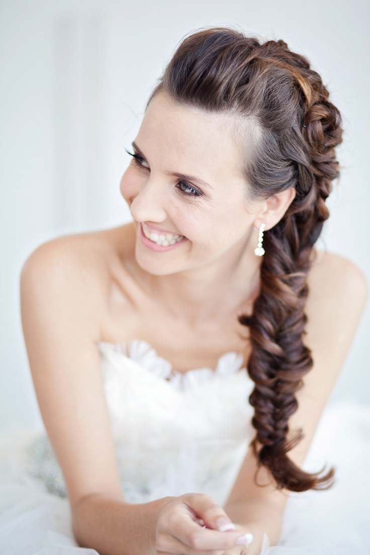 pricheski-na-dlinnye-volosy-foto_31