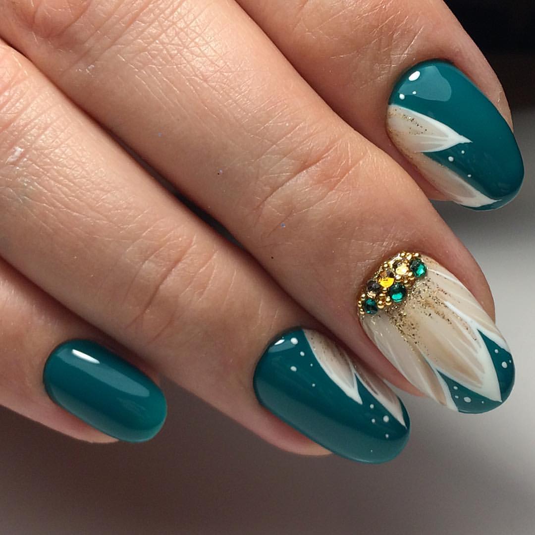 Élégant et lumineux shilak-foto-nogtej-s-risunkami_2