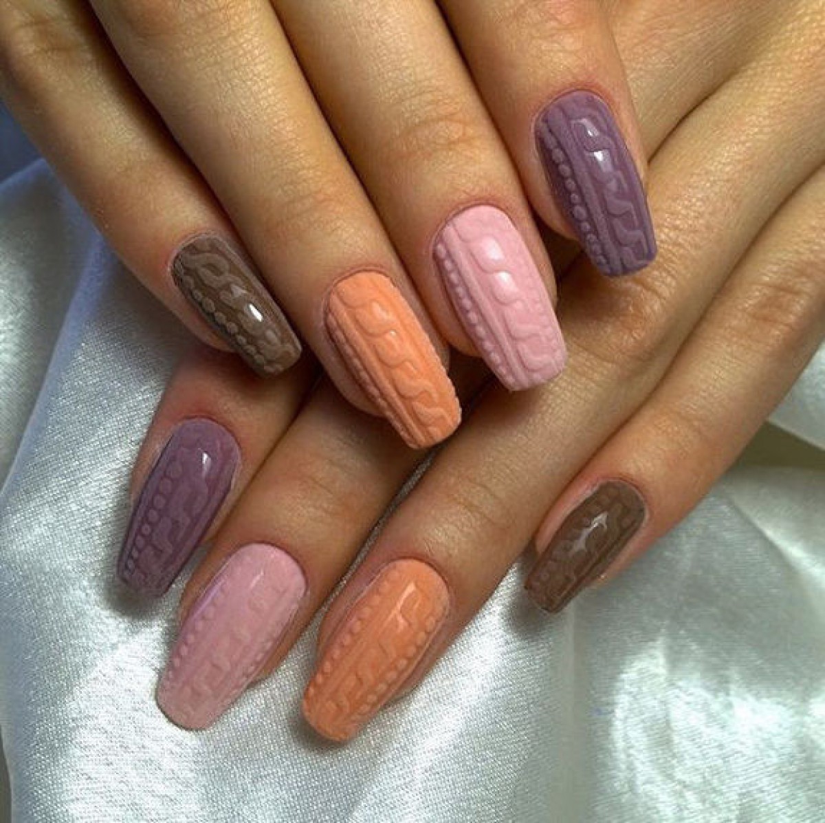 vyazanyj-manikyur-foto_49