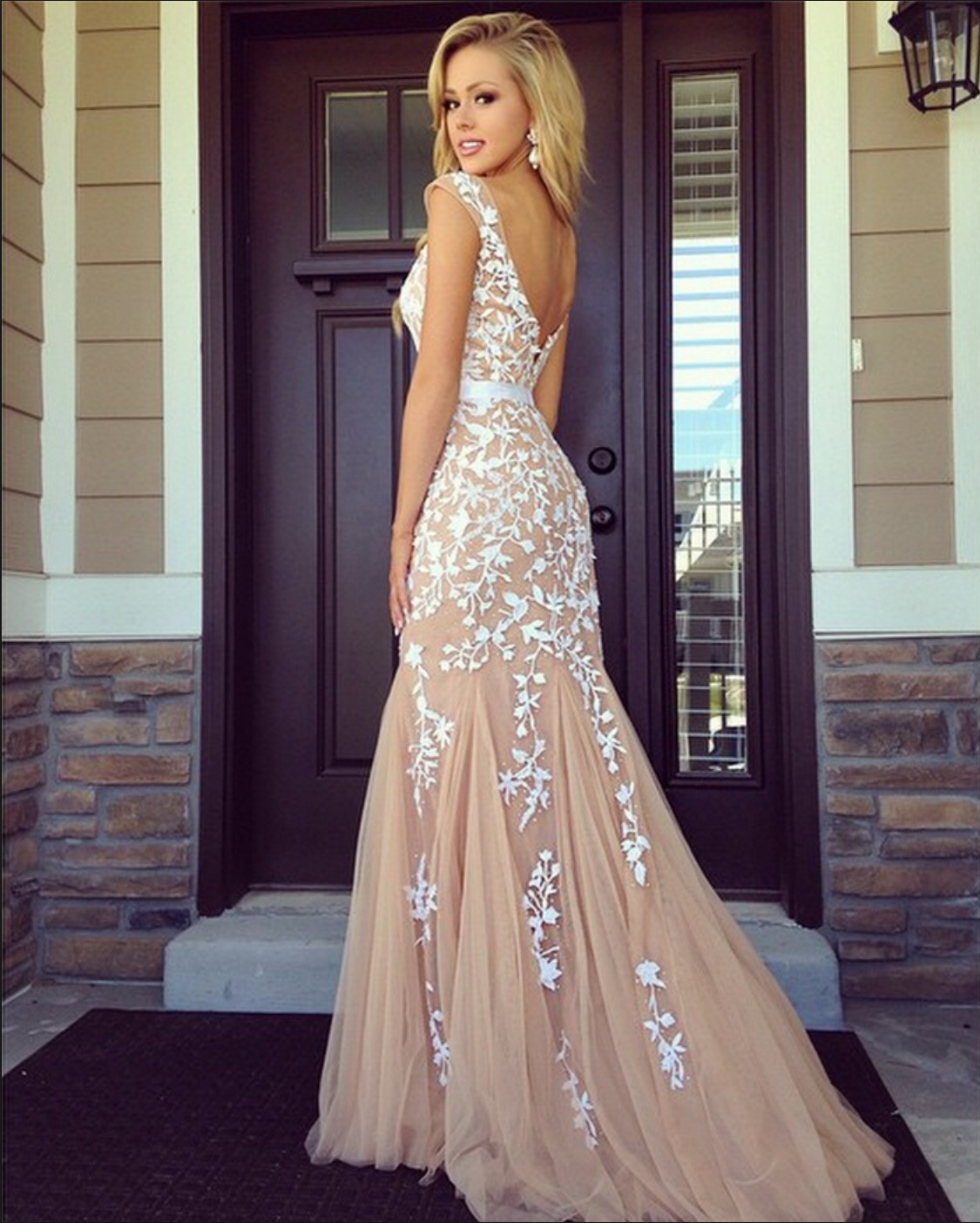 bezhevoe-plate-foto_10