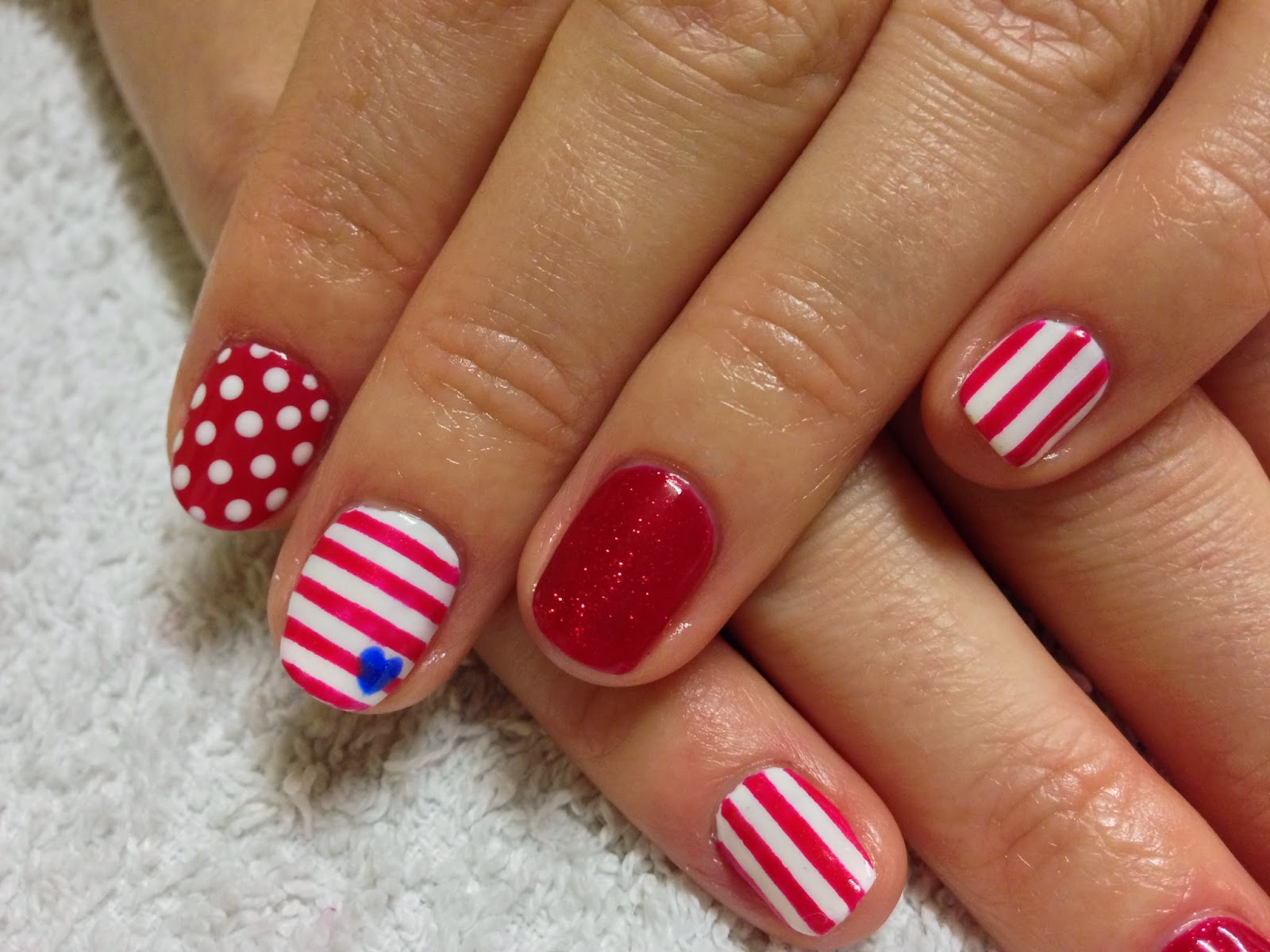 krasnyj-manikyur-foto_42