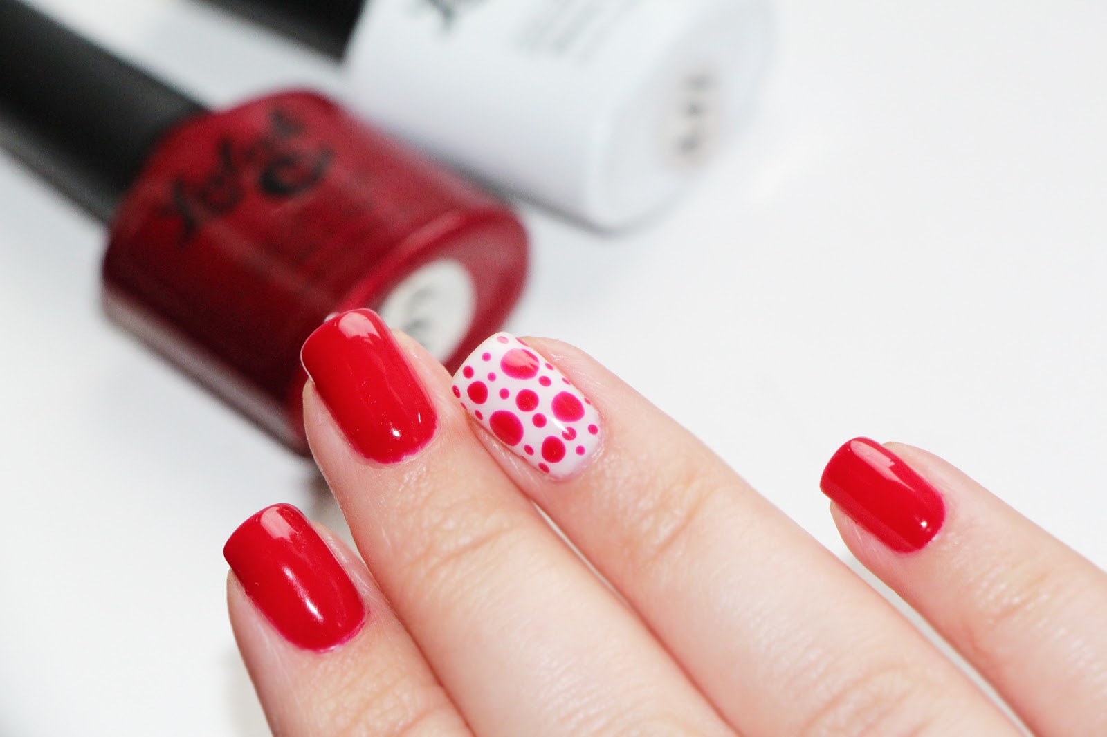 krasnyj-manikyur-foto_6