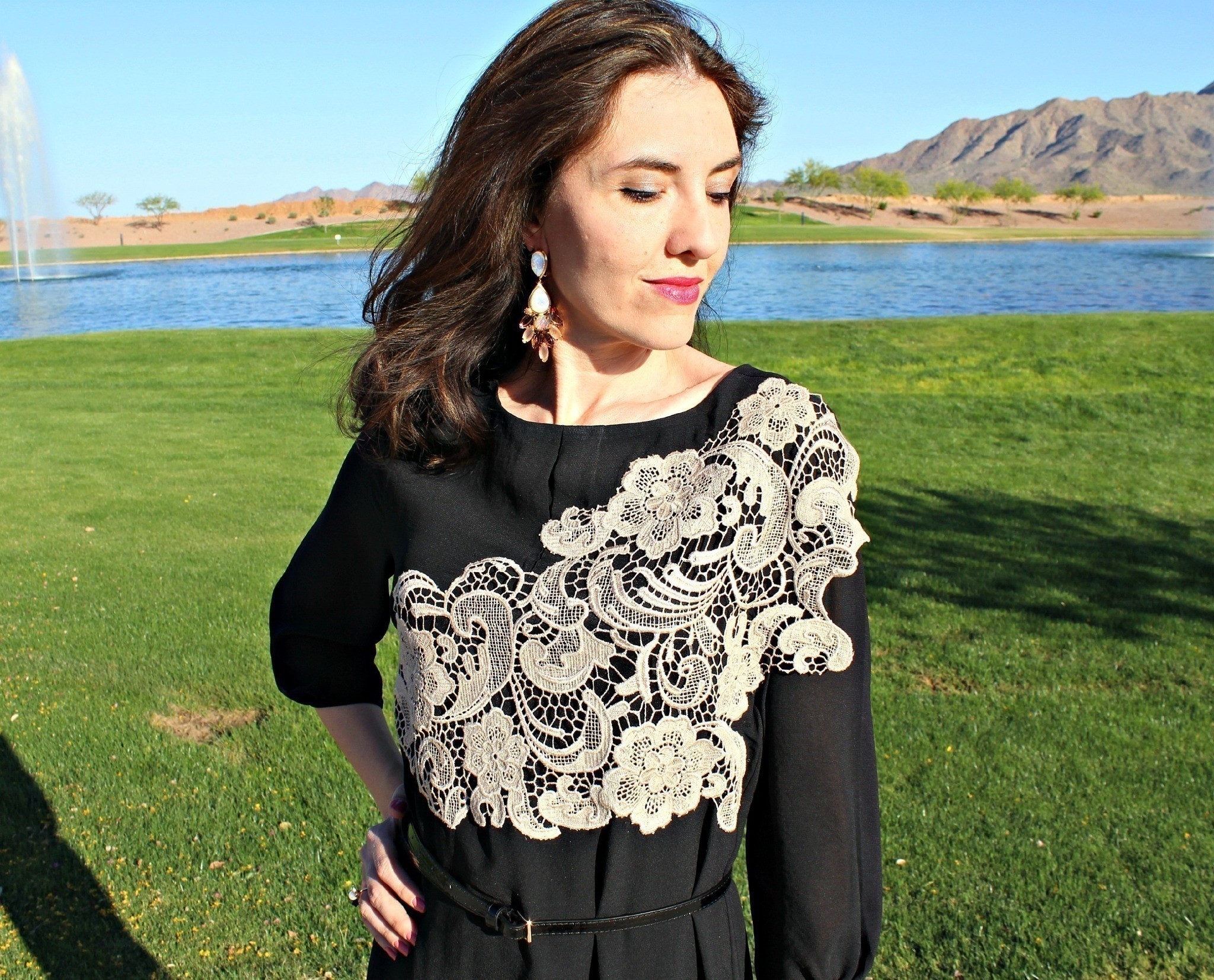 Dentelle beige exquise malenkoe-chernoe-plaque-photo-novinki_27