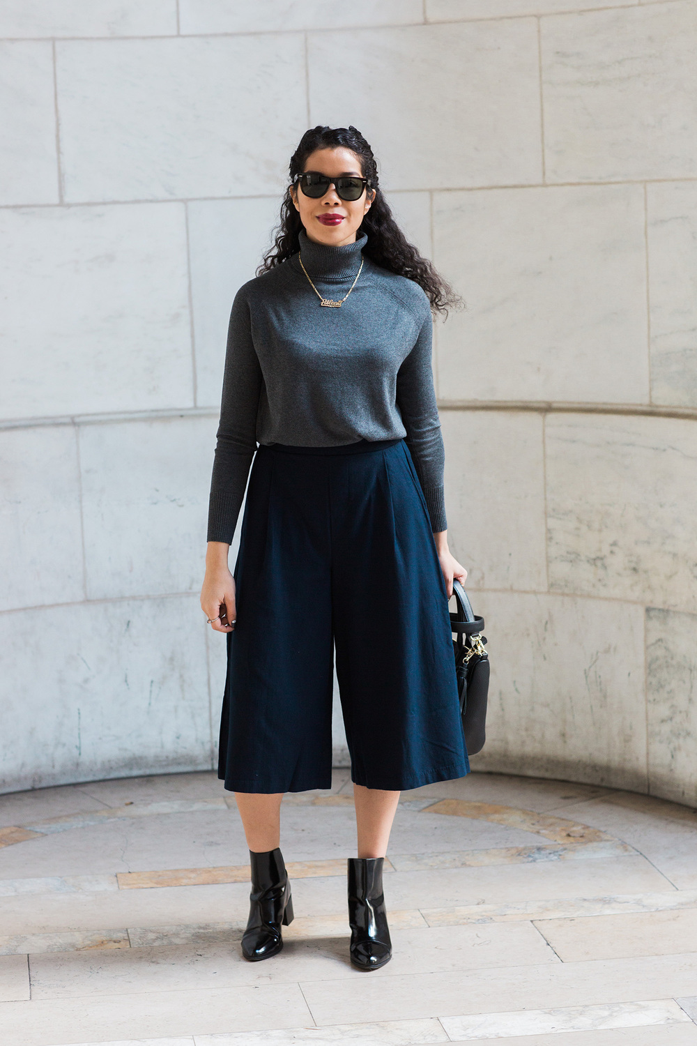 Les jupes-culottes pour femmes particulières sont entrées dans notre vie quotidienne il y a plusieurs siècles, lorsque les femmes épris de liberté se sont battues pour les droits et l'égalité avec les hommes. kyuloty-zhenskie-foto_ (45)