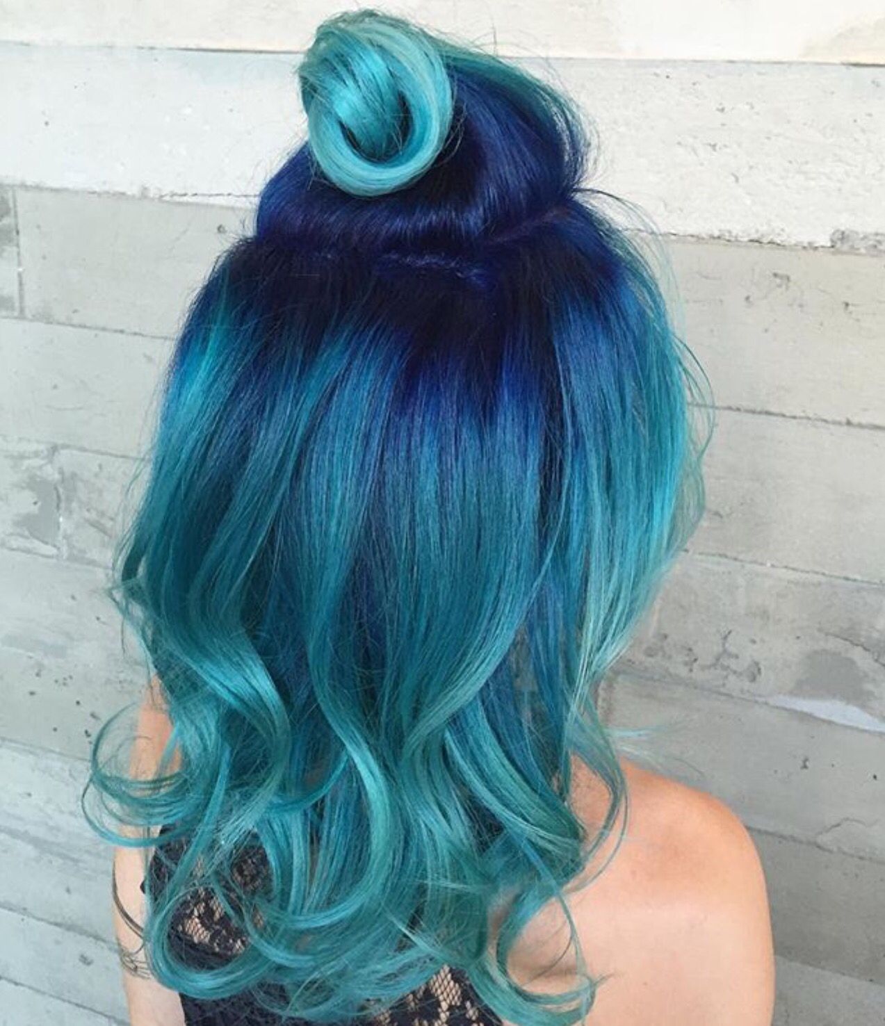 sinij-tsvet-volos_ (2)