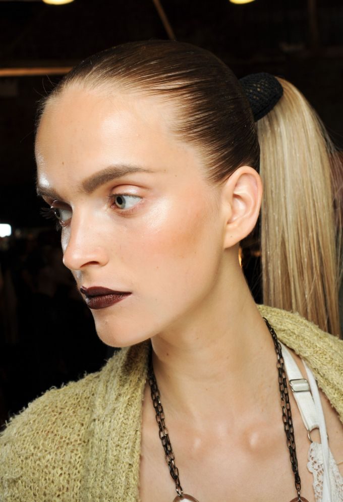 Lófarok vysokie-pricheski-na-vypusknoj_ (13)