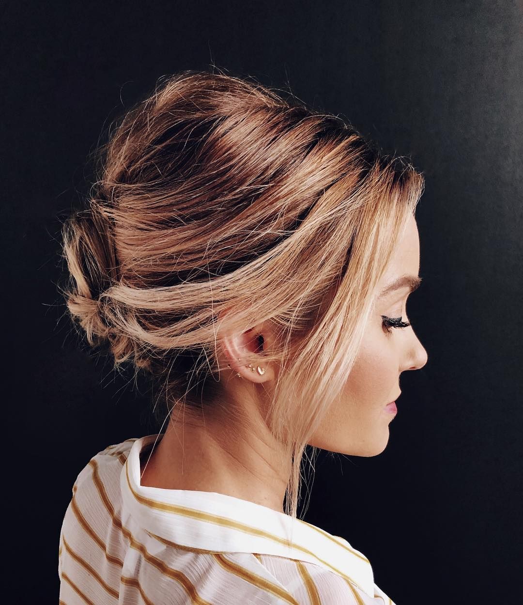 Hám vysokie-pricheski-na-vypusknoj_ (8)