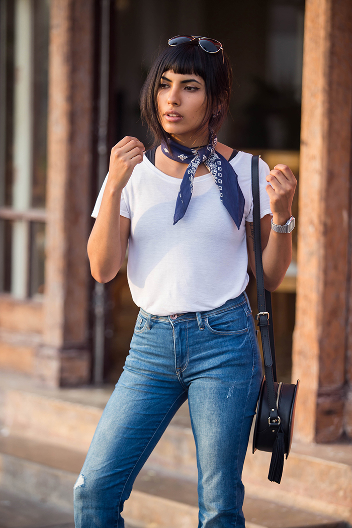 Coton, batiste, viscose, chintz. Tissu souple, conserve parfaitement sa forme kak-krasivo-zavyazat-platok-na-shee_ (15)