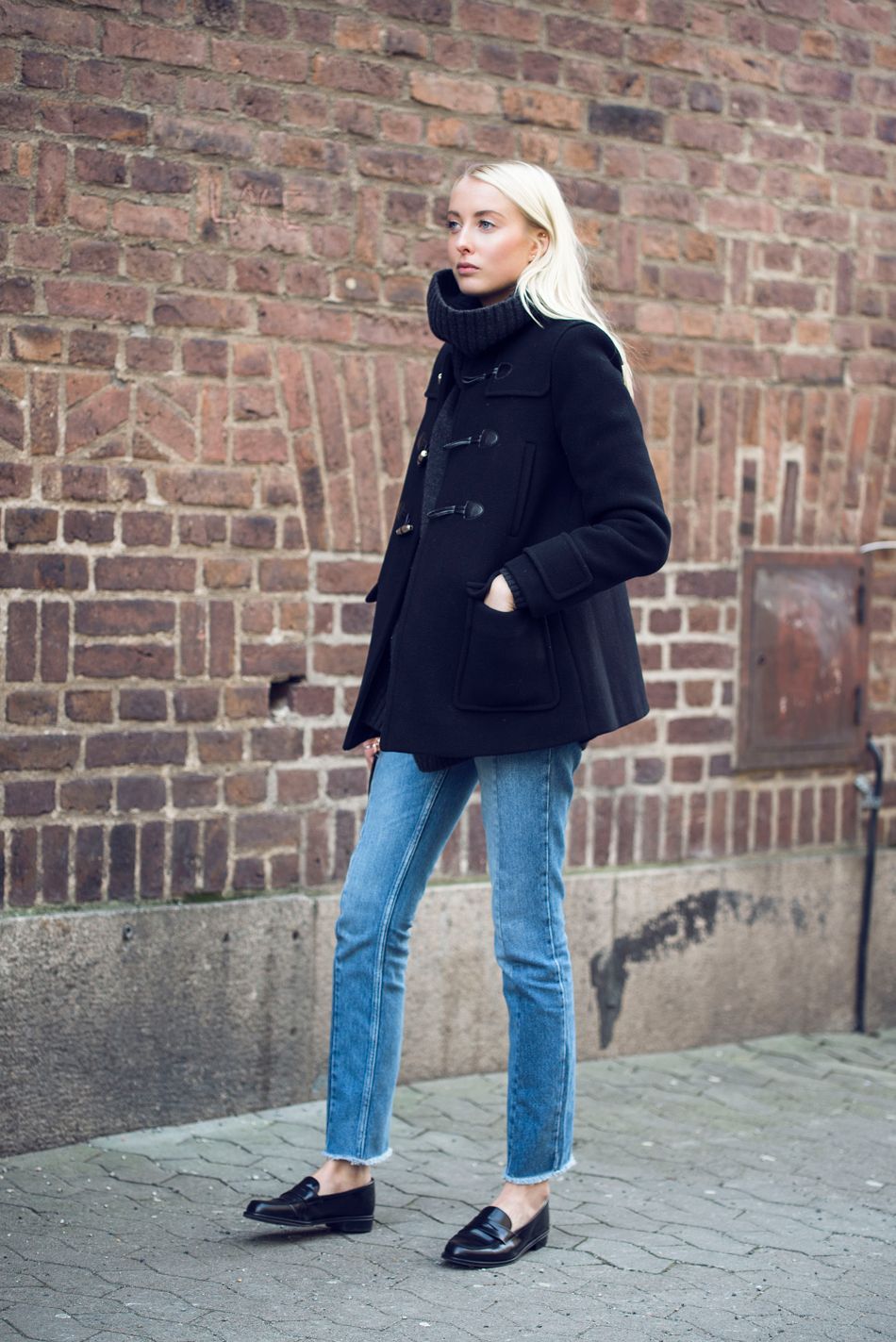 Avec un manteau s-chem-nosit-lofery-zhenskie_ (25)