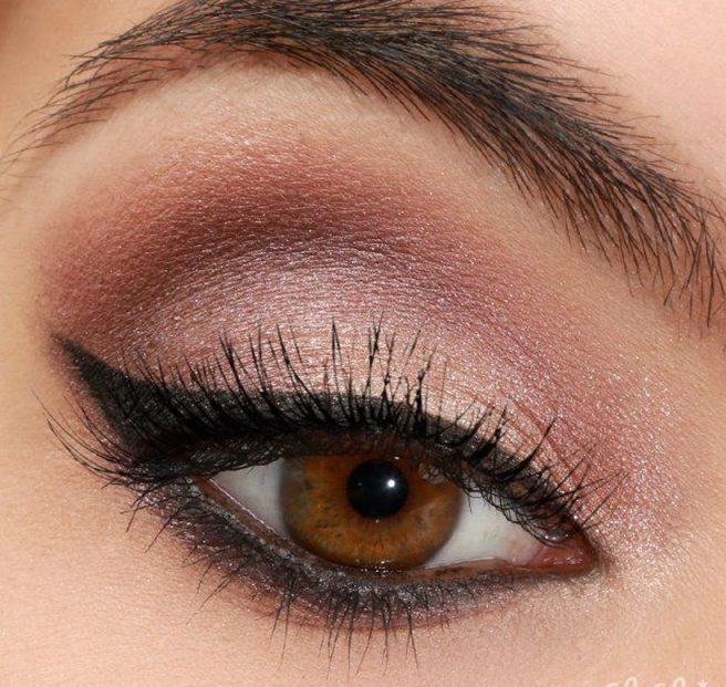 Option de jour dans les tons violets smoki-ajs-dlya-karih-glaz_ (23)