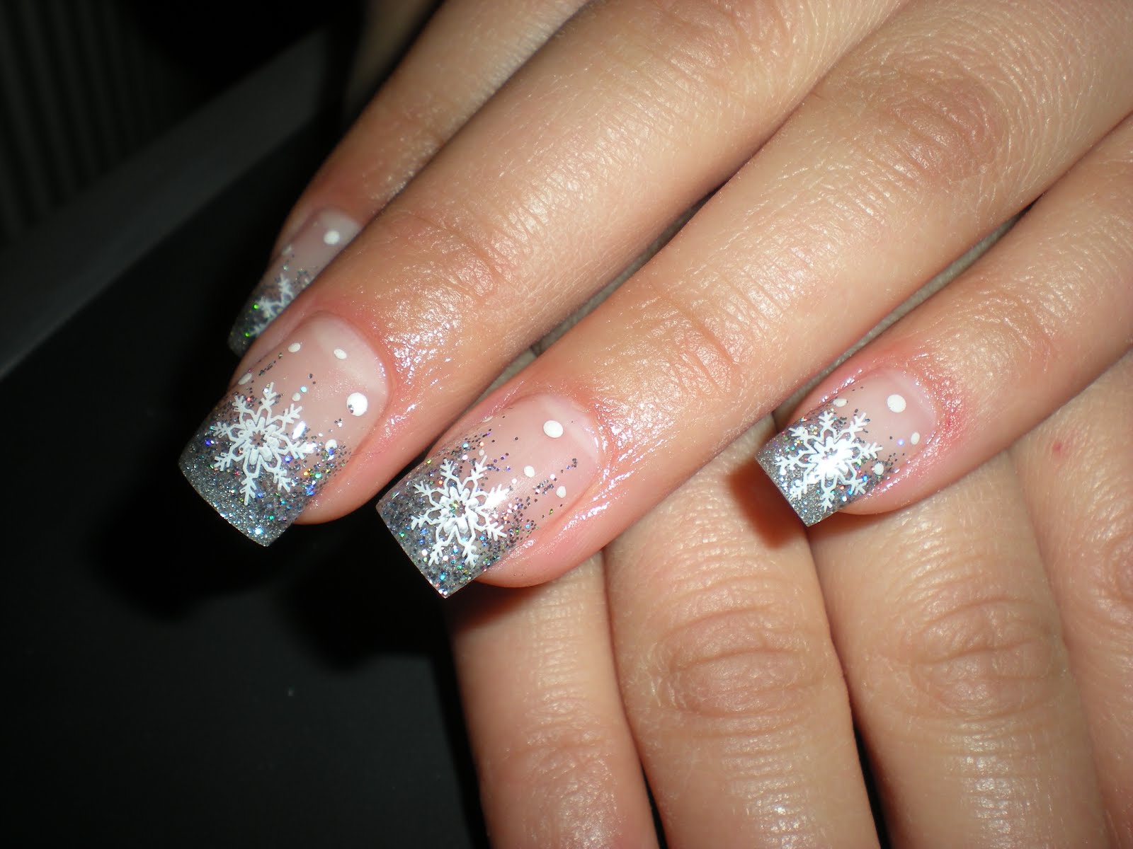 Thème d'hiver paillettes-dlya-nogtej_-31