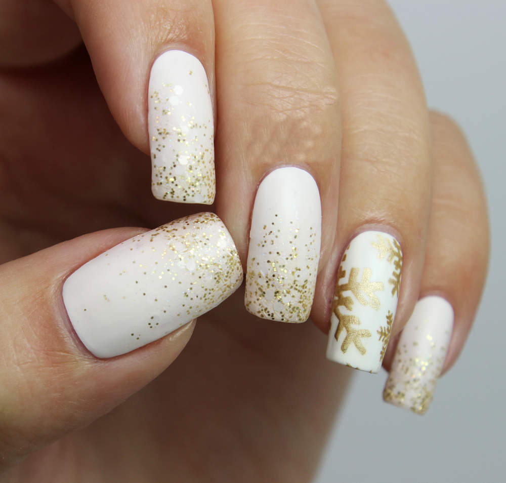 Estampage et paillettes de la même couleur paillettes-dlya-nogtej_ (34)