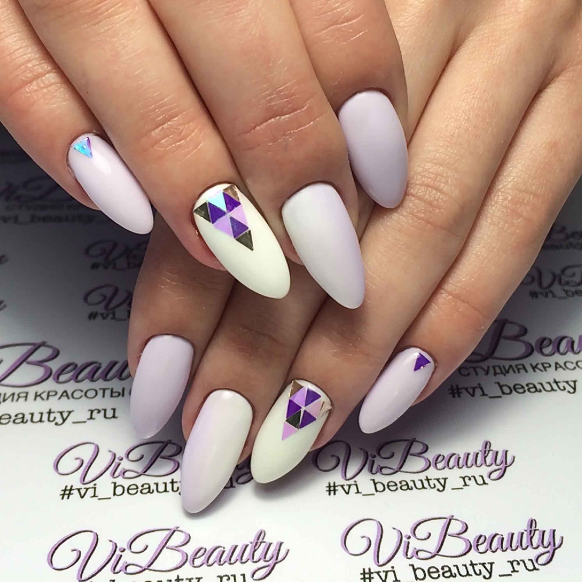 Forme triangulaire manikyur-s-kamifubikami_ (1)