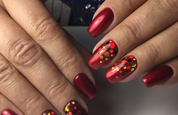 La couleur ardente symbolise la passion, le luxe, la haute estime de soi d'une femme manikyur-s-kamifubikami_ (49)