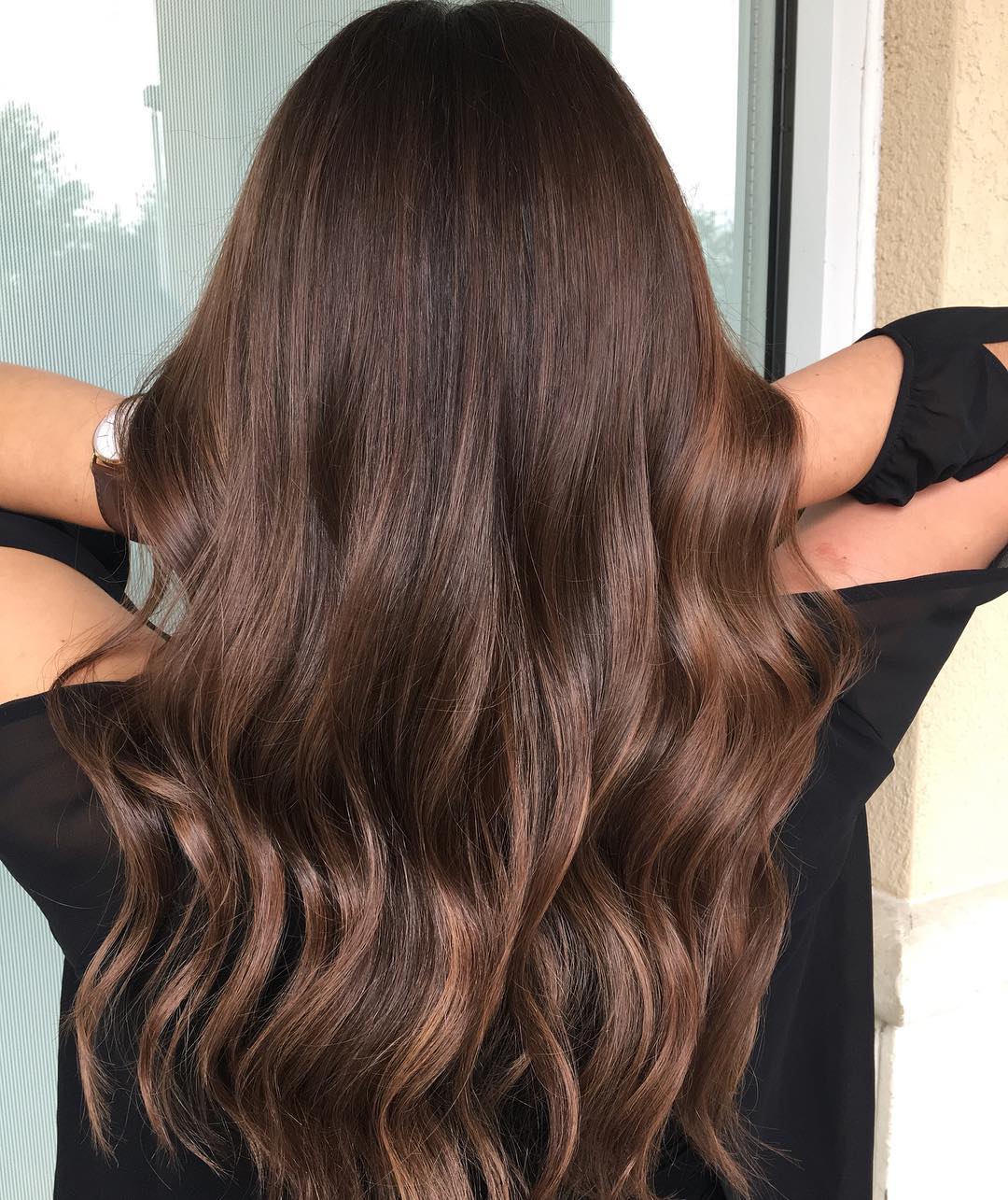 La présence de plusieurs demi-teintes permet d'effectuer la sélection la plus précise en fonction des traits du visage mokko-tsvet-volos_ (1)