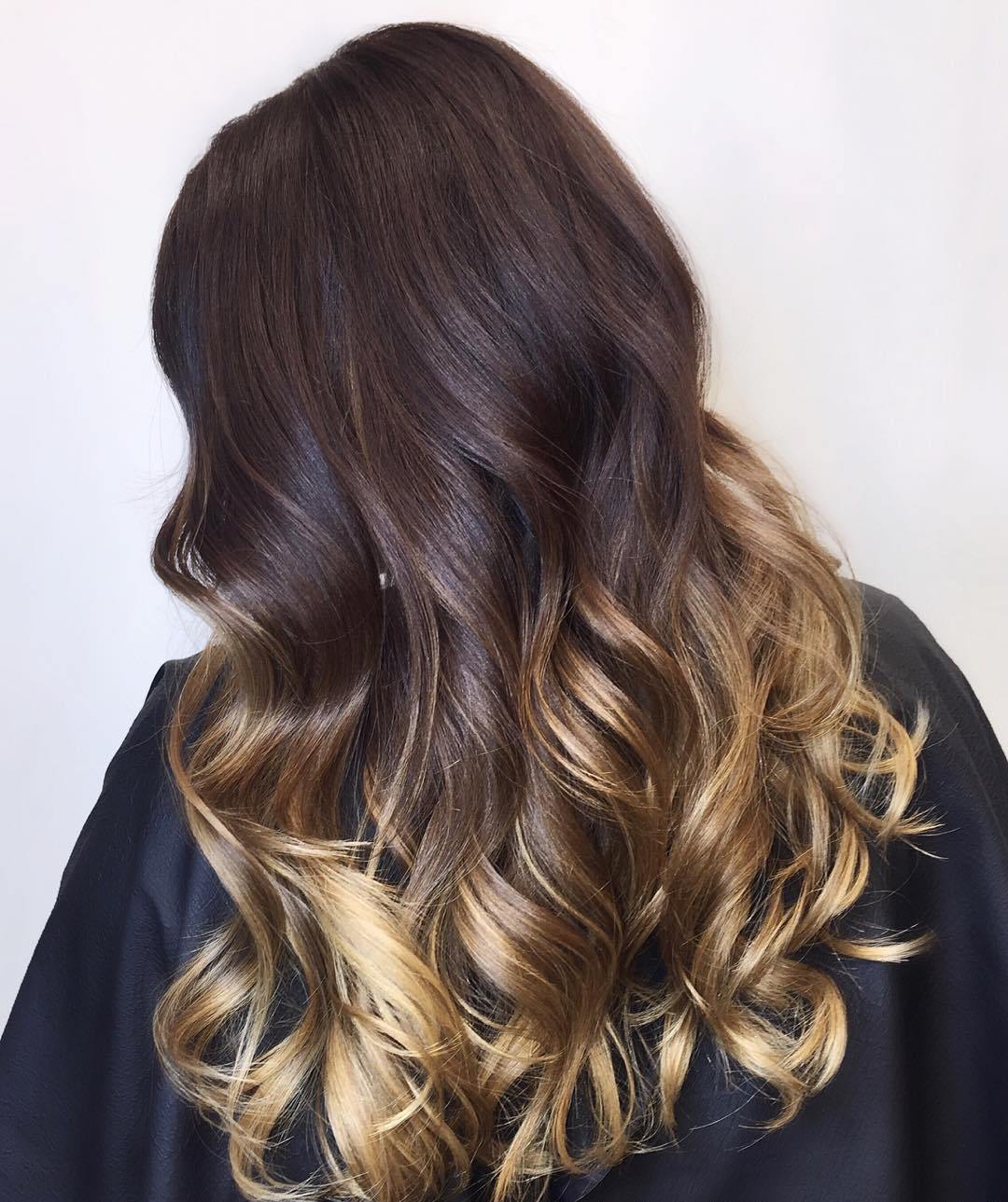 C'est la taille la plus pratique pour faire de l'ombre par vous-même. ombre-na-chernyh-volosah_ (2)