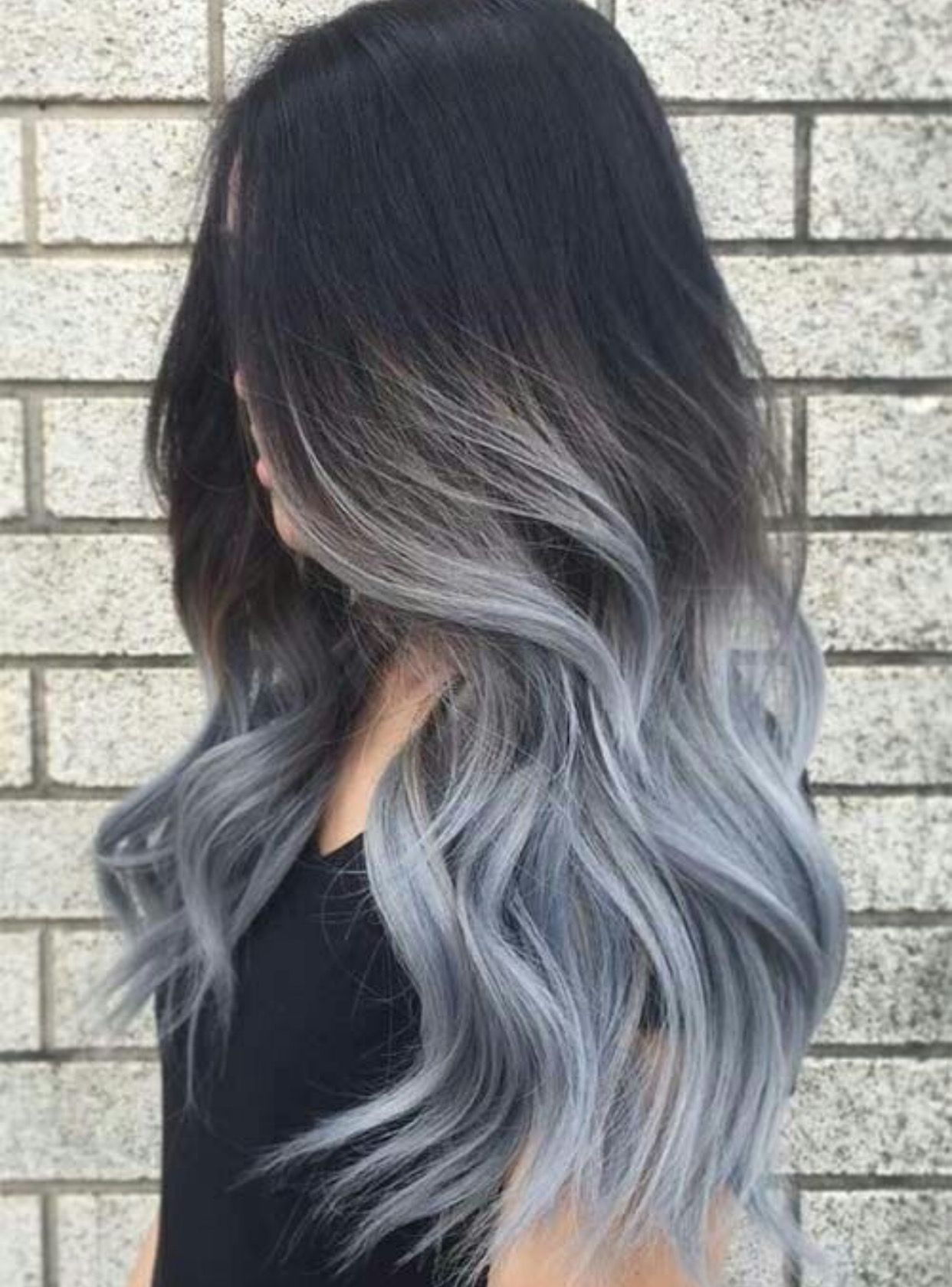 Vous n'avez pas besoin d'atteindre et de manœuvrer entre deux rétroviseurs pour vous voir de derrière ombre-na-chernyh-volosah_ (3)