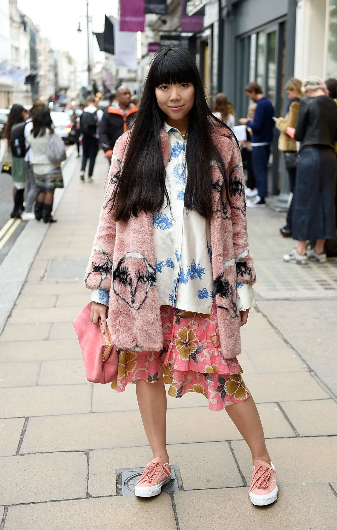 Avec une jupe fleurie rozovye-kedy_ (15)