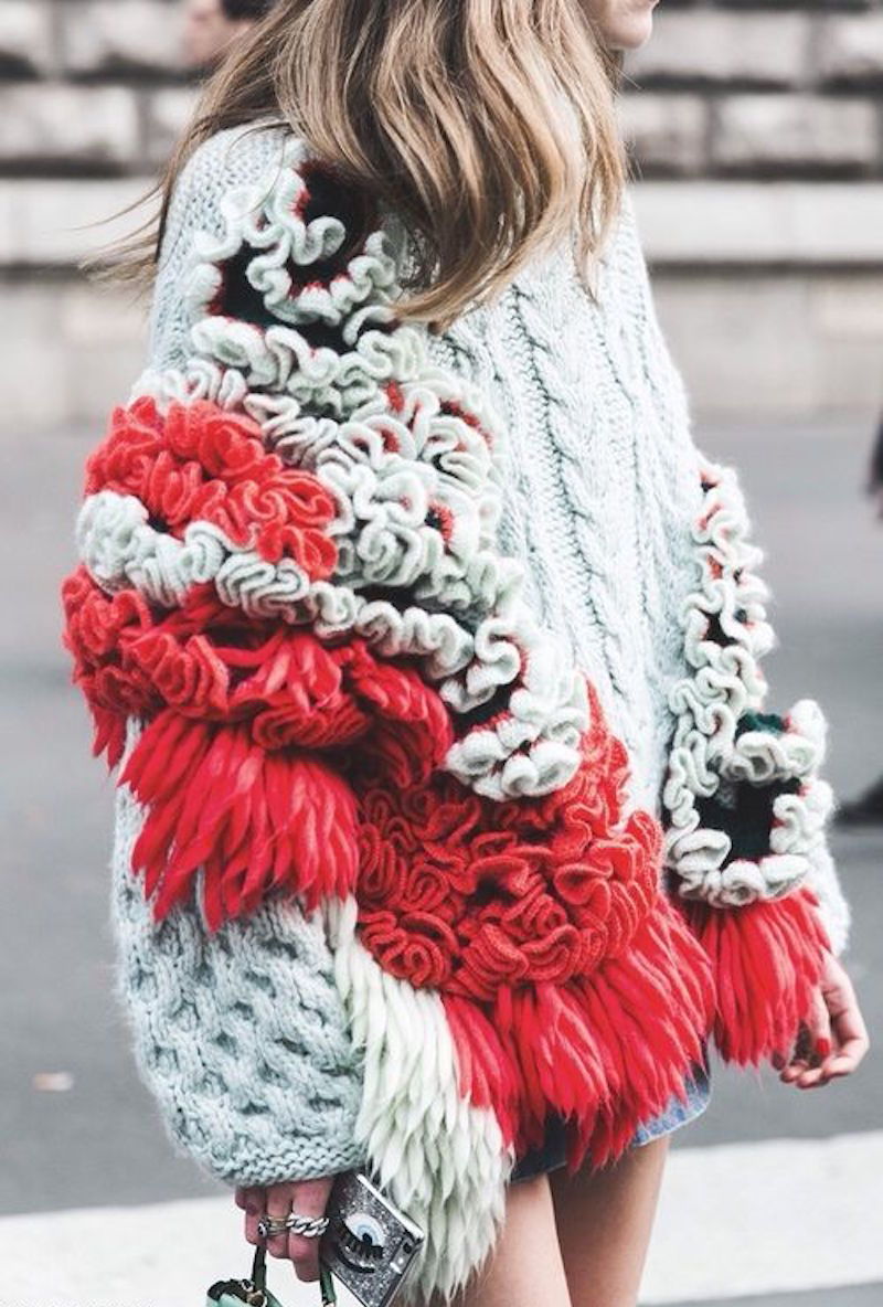 Med omfattande skär zhenskij-sviter-krupnoj-vyazkoj_ (21)